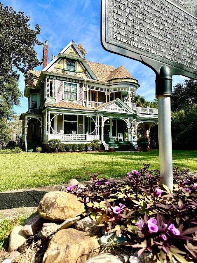 The Kate Shepard House Aparthotel Mobile Exterior photo